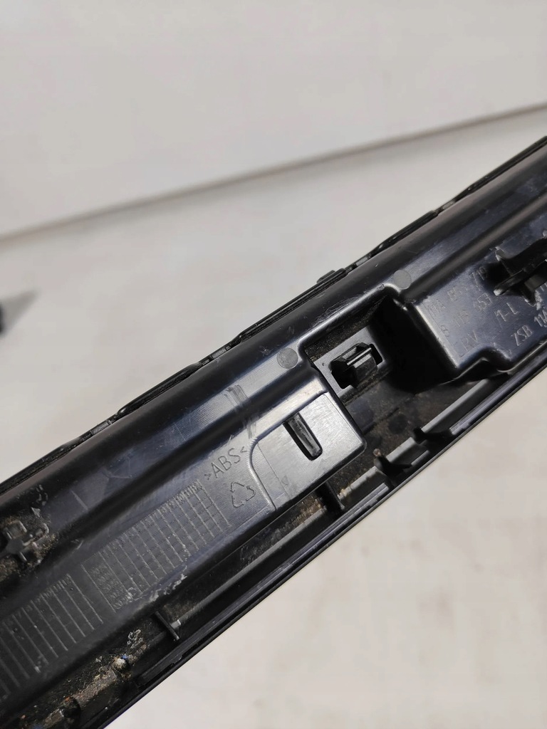 фото №6, Vw id4 id.4 левая молдинг бампера перед решётка радиатора