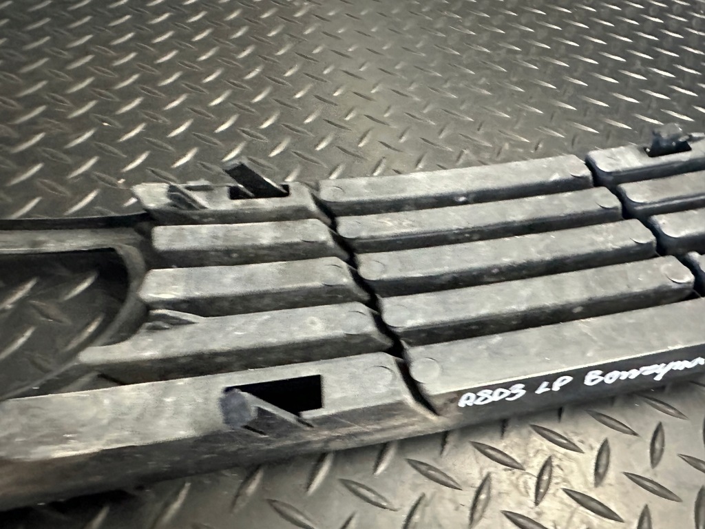 фото №9, Решётка бампера левая перед audi a8 d3 4e0807681ad