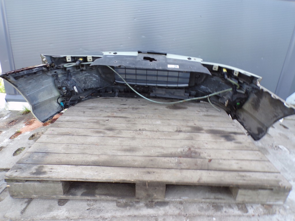 Бампер передній перед peugeot 407 омивачі колір kcvd Ціна