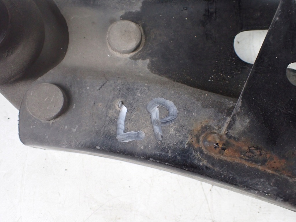 фото №8, Рычаг левый перед dacia duster ii