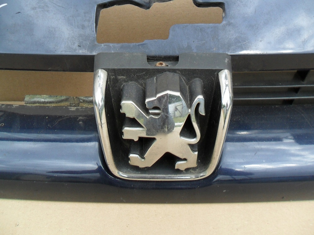 фото №7, Peugeot partner 2000 2001 2002 2003 решётка радиатора решётка
