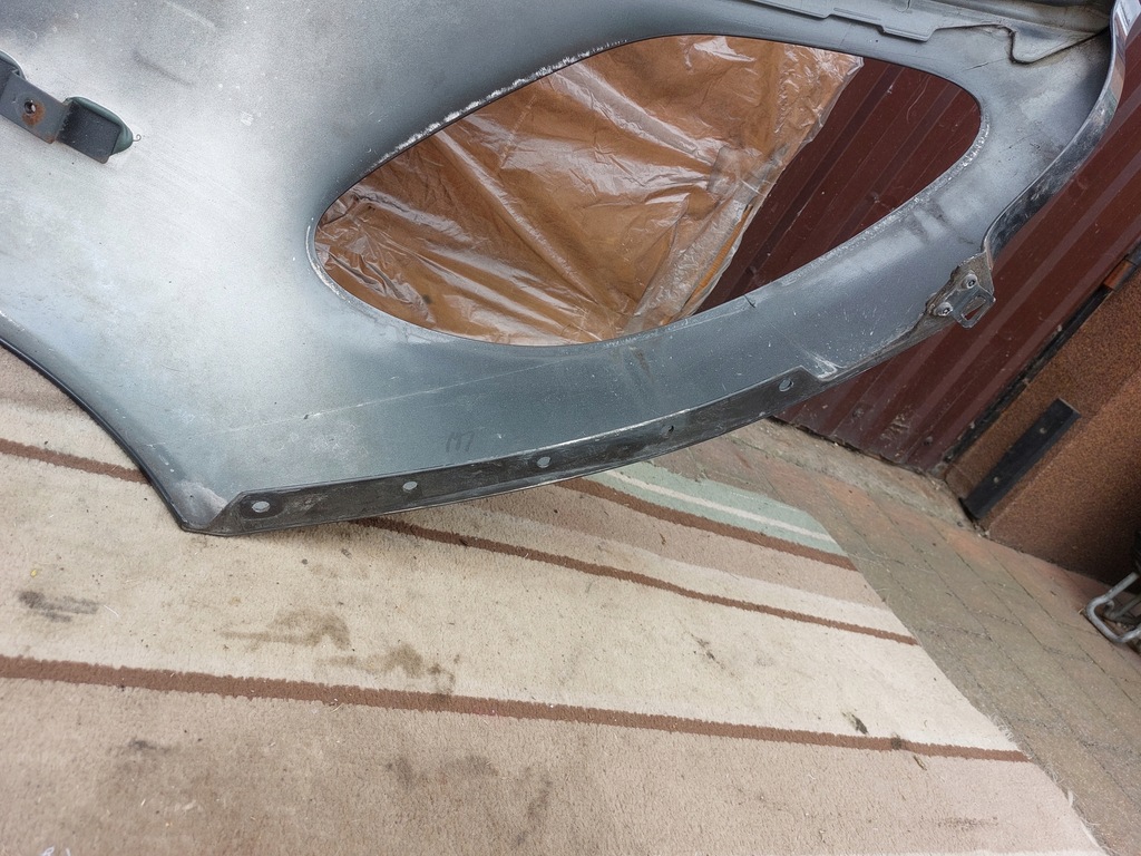 фото №13, Крыло левый перед aston martin vantage 17r szary meteorite silver