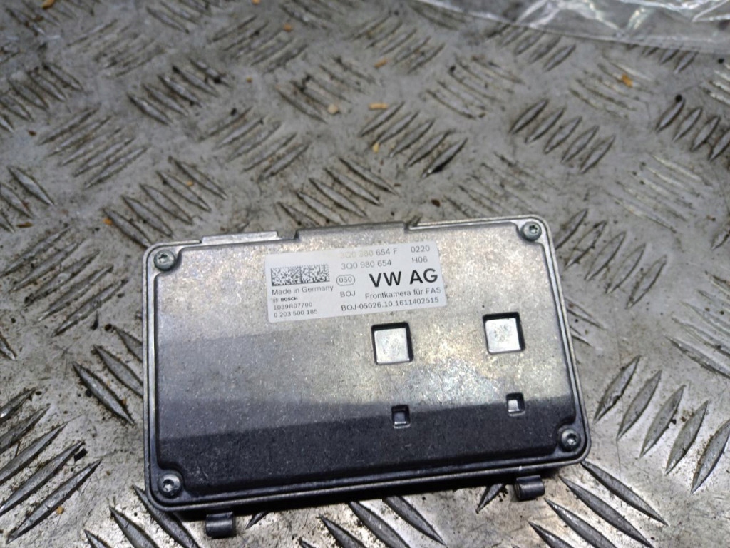 фото №1, Vw passat golf sharan камера ассистент 3q0980654f