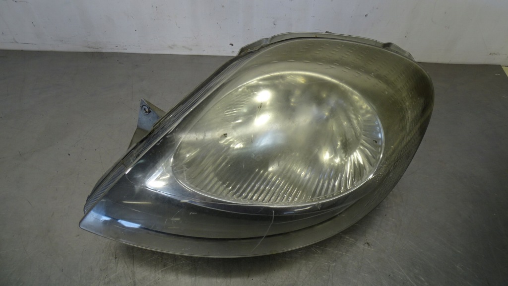 Купить Лампа левая передняя opel vivaro 1.9dci