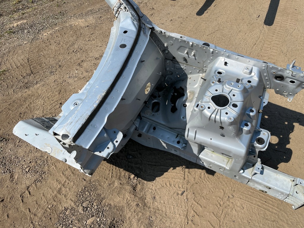 фото №3, Land rover discovery v l462 чверть лівий перед