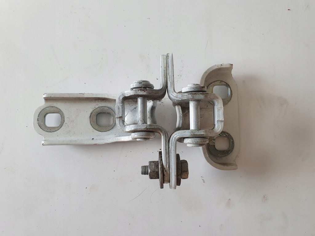 фото №1, Opel mokka петли дверь правый задняя правое задние