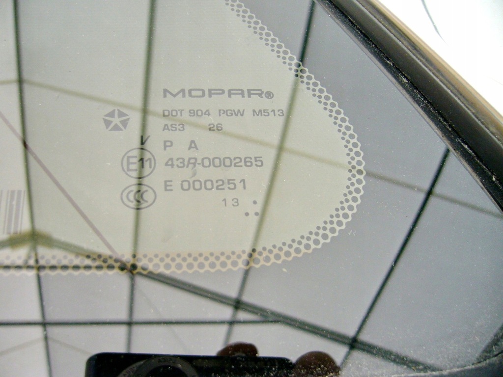 фото №4, Jeep grand cherokee wk2 стекло кузовная левая задняя