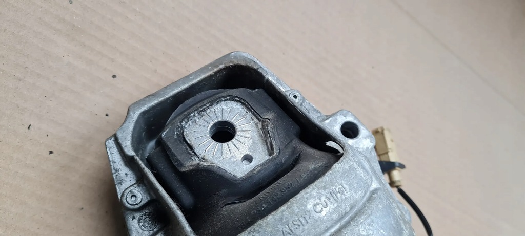 фото №9, Sq5 q5 8r lift подушка двигателя 3.0 tfsi левая s4 b8 s58r0199381ar