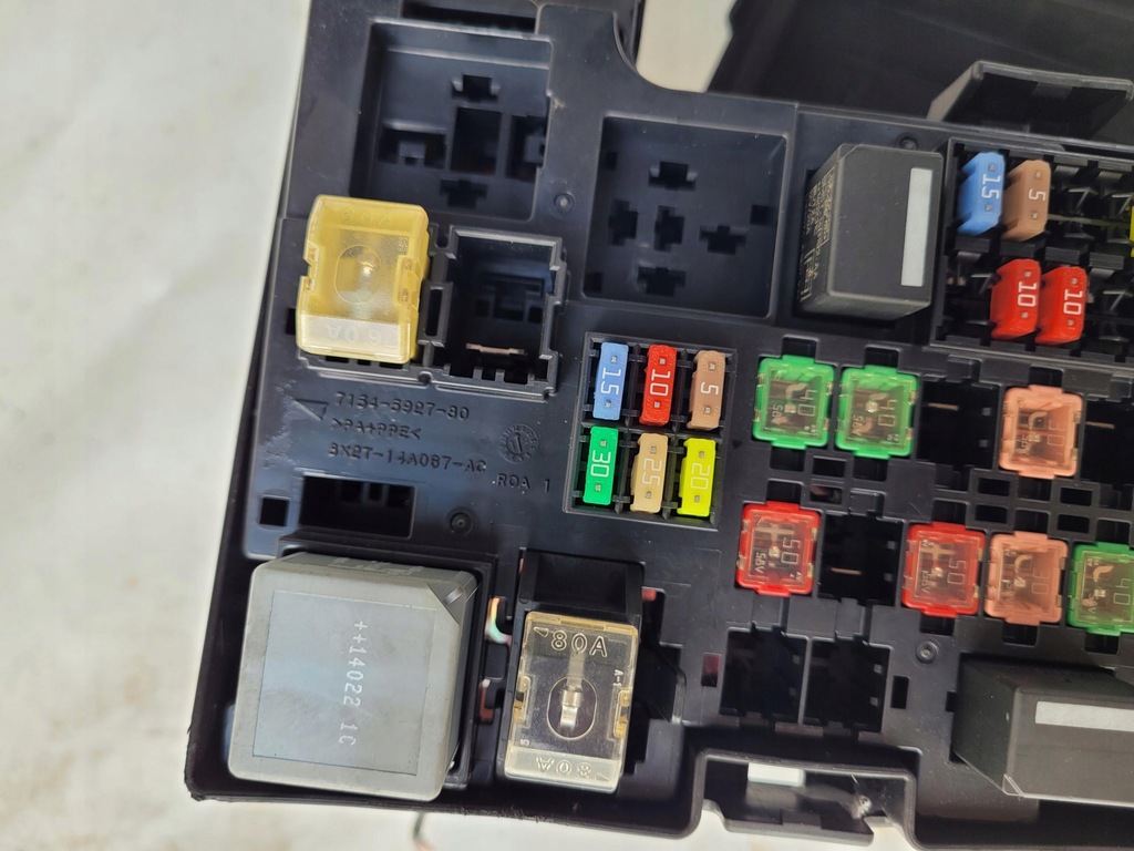 фото №8, Коробка запобіжників jaguar xf x250 3.0