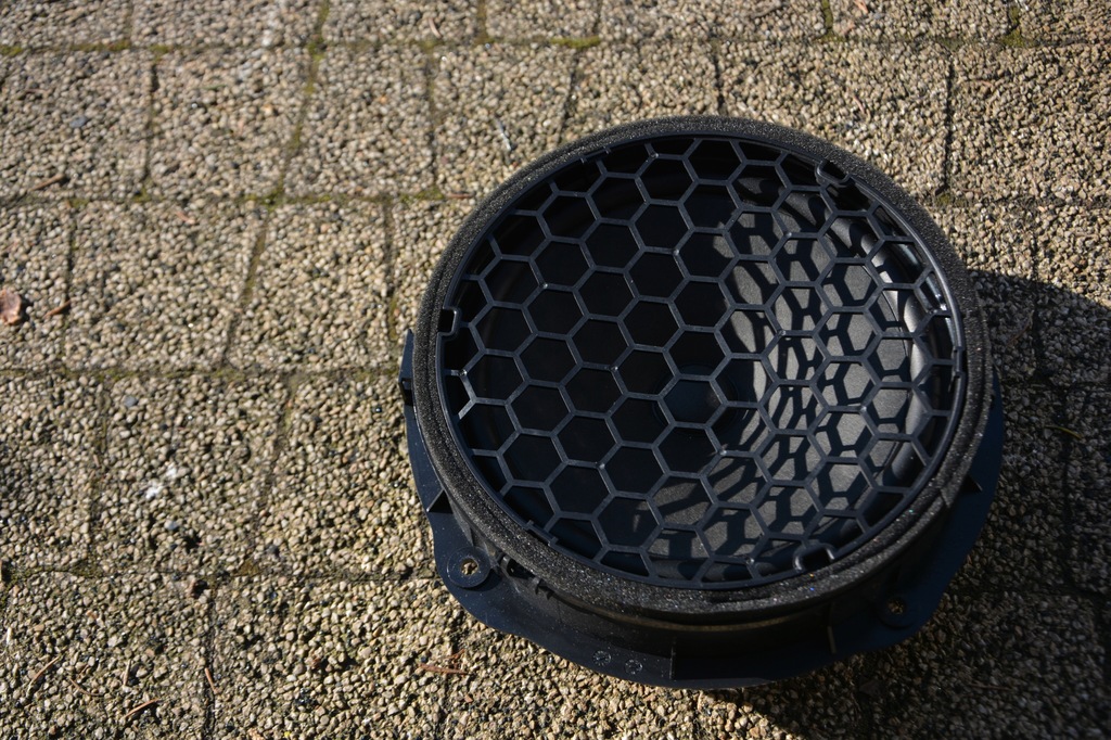 фото №1, Динамик дверь audi a3 8v0035415