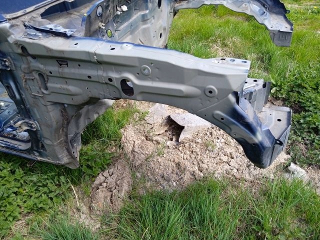 фото №1, Nissan navara d40 чверть права передня перед