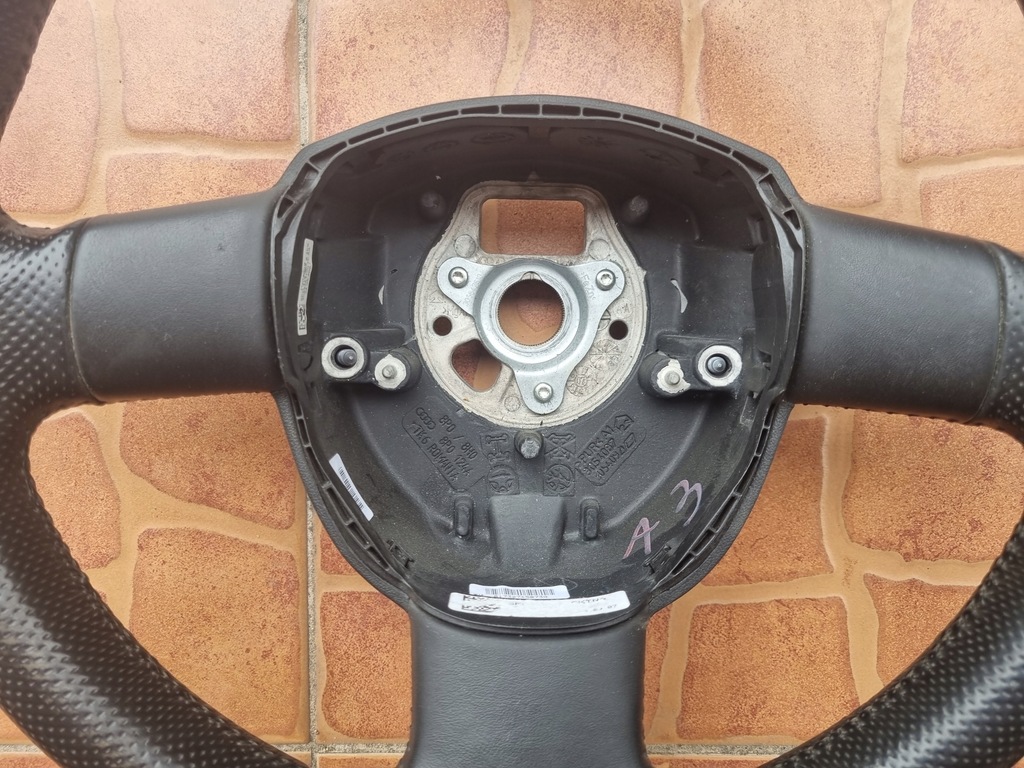 фото №8, Audi a3 8p0 воздуховод кожаный