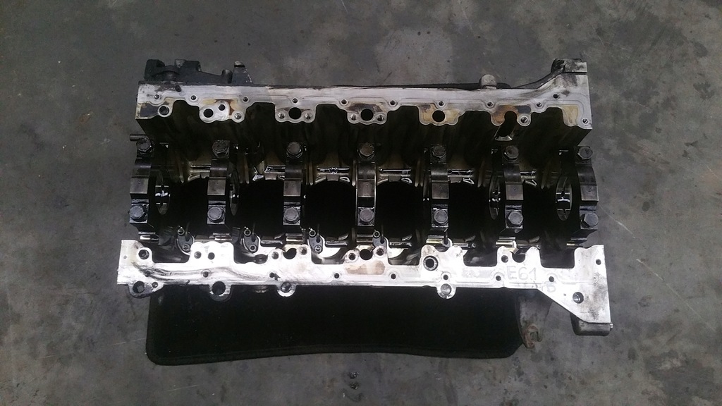 фото №1, Блок двигуна bmw e60