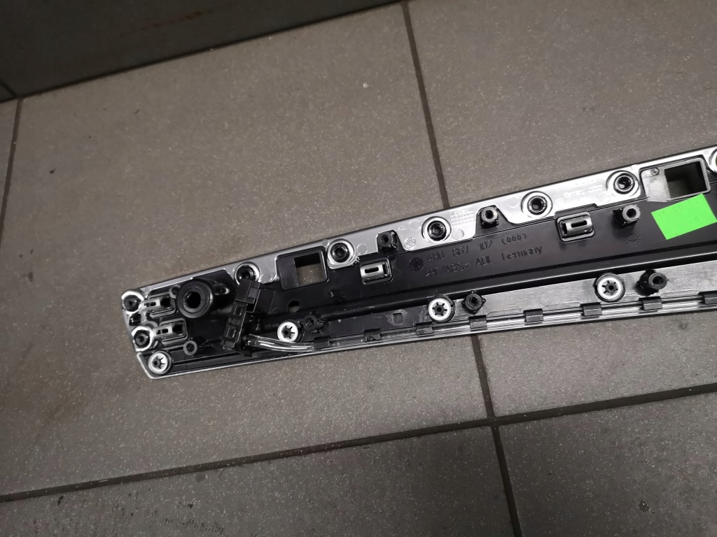 фото №13, Молдинг dekor правий перед audi a8 d4 4h0867102