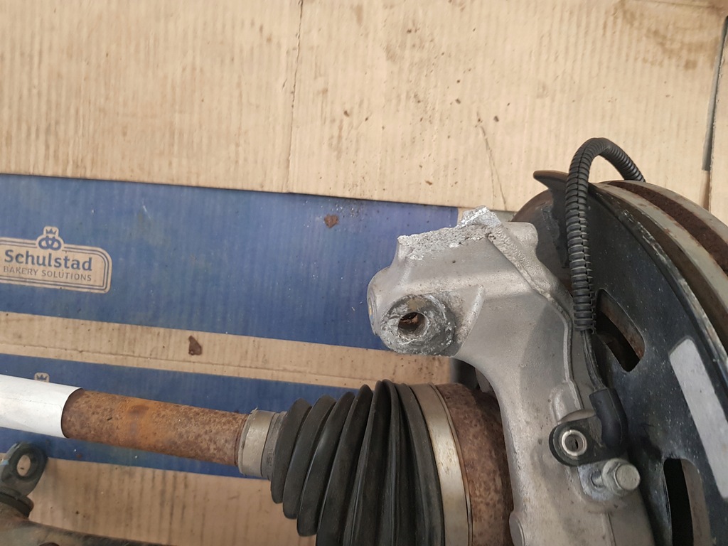 фото №4, Chevrolet volt ii поворотний кулак привідний вал права передня