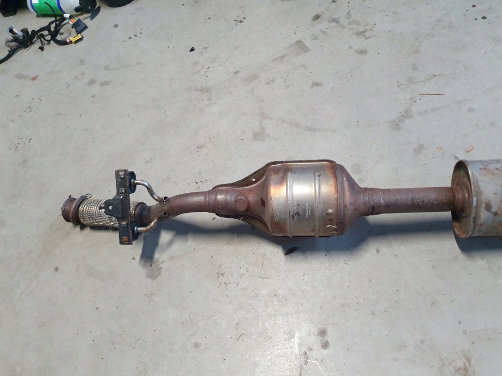 фото №9, Clio v 5 19-23 1.0 tce гаситель труба катализатор