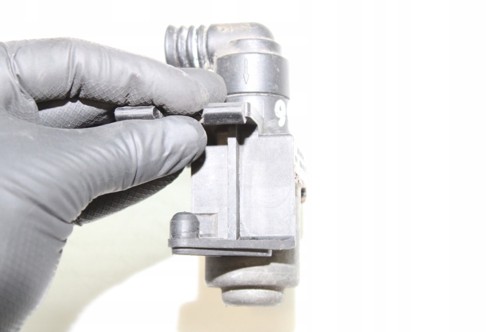 Bmw 3 e36 e34 электроклапан отопления воды клапан 1387846 в Украине