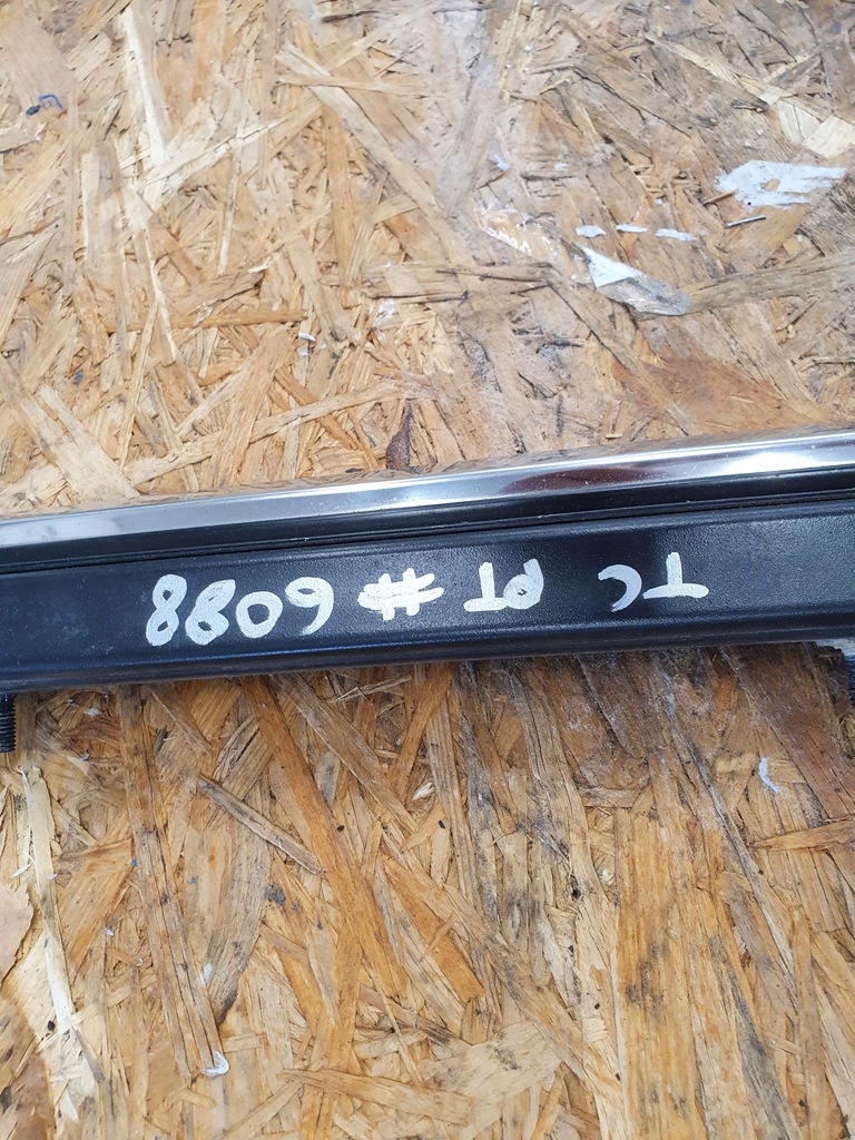 фото №7, Chrysler town & country 2015 направляющая правая задняя