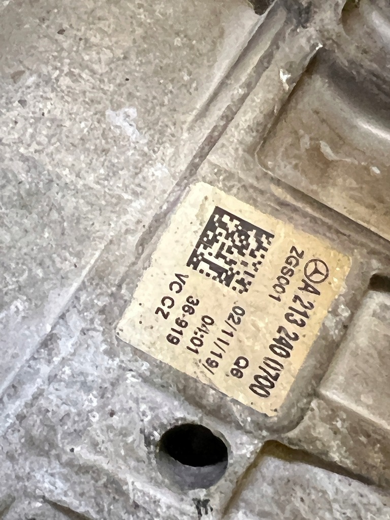 фото №8, Mercedes подушка двигуна ліва e w213