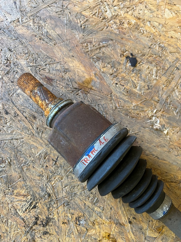 фото №2, Приводной вал левая перед renault trafic iii vivaro 1.6 dci