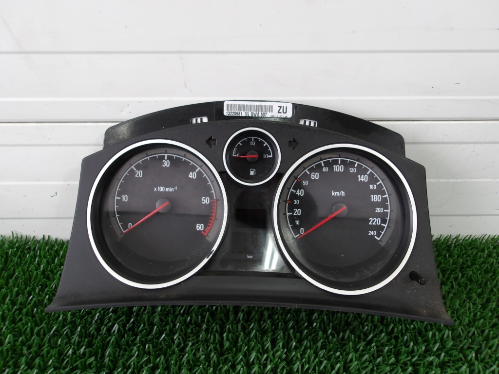 фото №1, Opel zafira b 1.9 cdti счетчик приборы автоматическая коробка передач eu