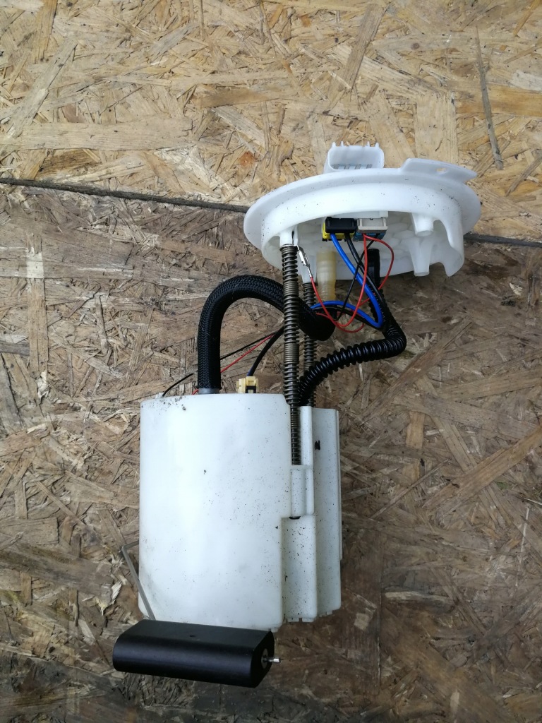 Купить Насос топлива opel astra j