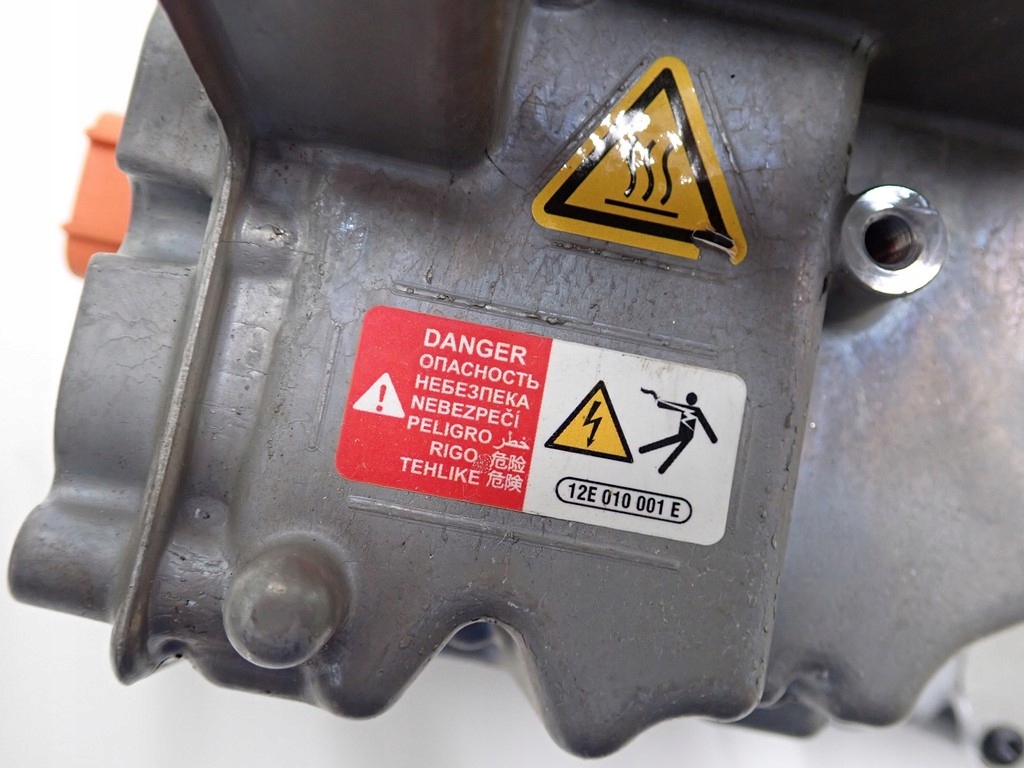 фото №11, Модуль преобразователь напряжения porsche taycan 4s 21r