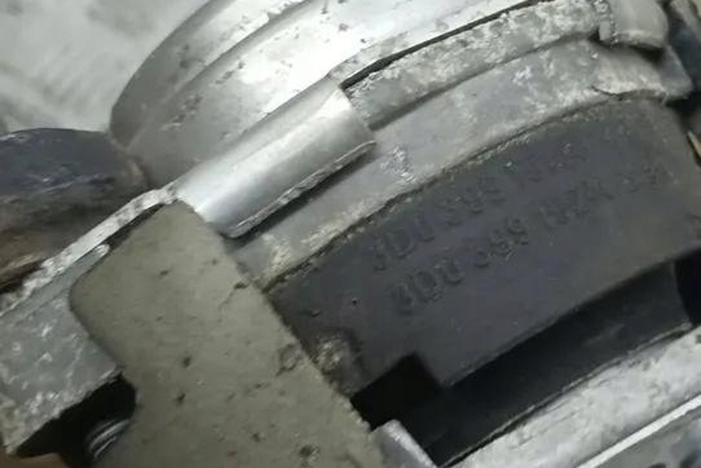 фото №9, Кронштейн коробки передач bentley flying spur 3w_ 3d0399151af 6.0l бензиновий