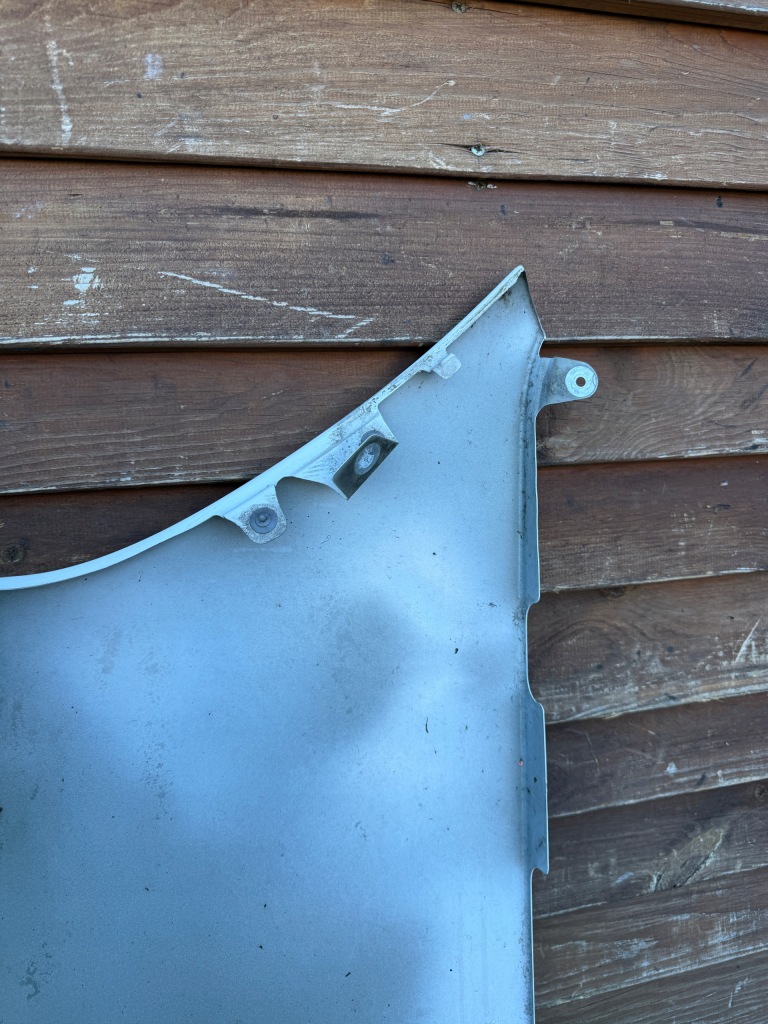 Крило передній правий renault master 3 фургон fv 631000018r Оригінал