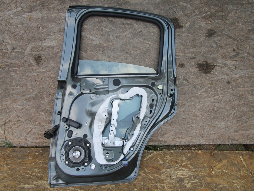 фото №8, Двері задня праве citroen c3 ii 09-