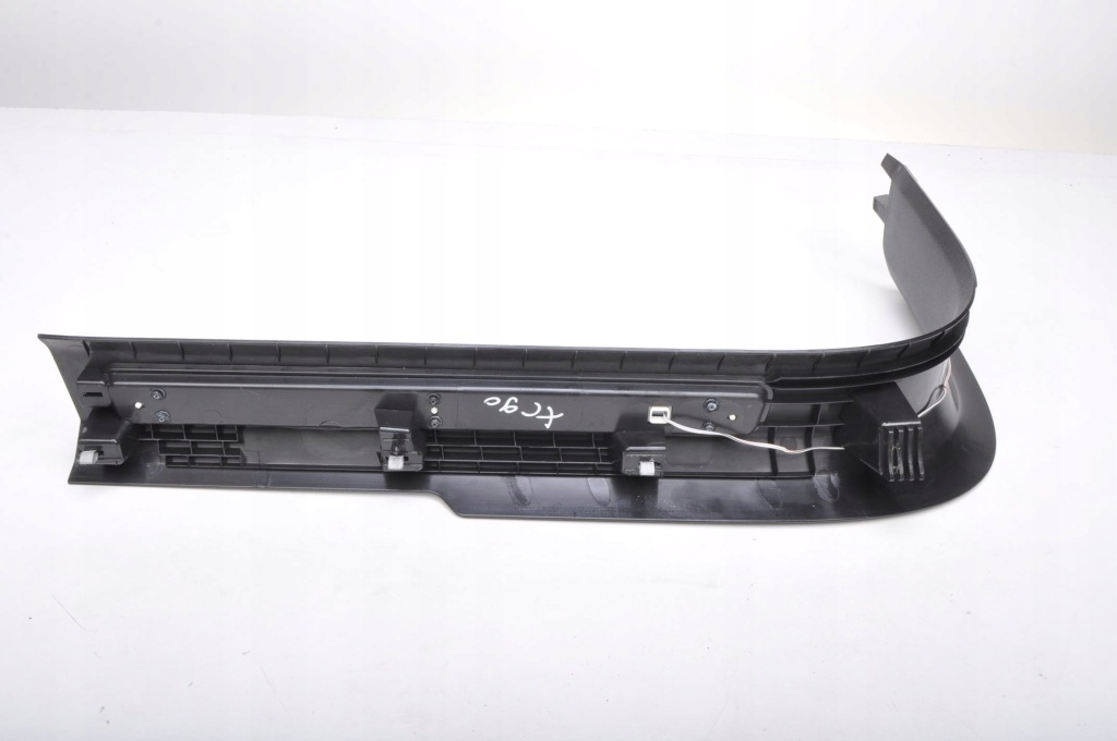 Volvo xc90 2 накладка поріг поріг права передні  передня p2 31363649 Ціна