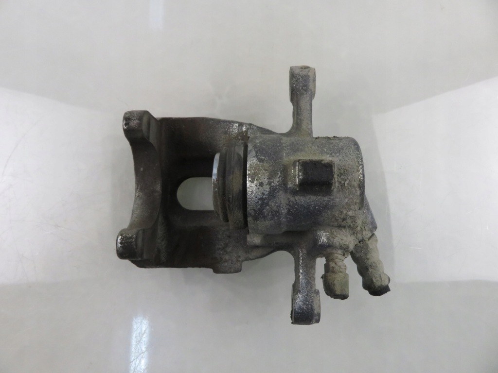 Супорт правий задній mercedes-benz a w169 2.0 cdi Оригінал