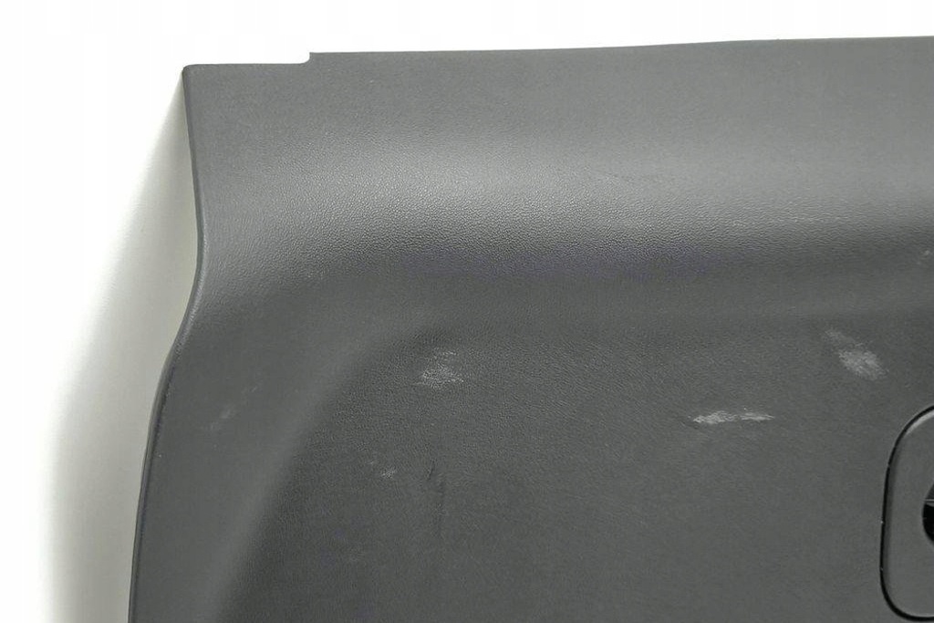 фото №12, Обшивка крышки багажника land rover range rover evoque l538 01091011 2.0l