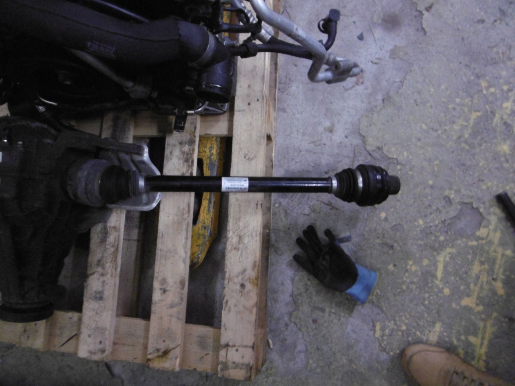 Купить Приводной вал задняя задняя porsche macan 95b r4tfsiv6tpp