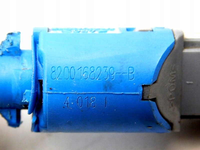 03/23 renault megane 2 датчик сцепления /3 Оригинал