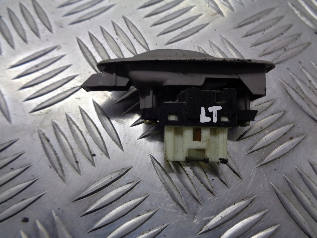 фото №2, Кнопка перемикач скло mazda premacy