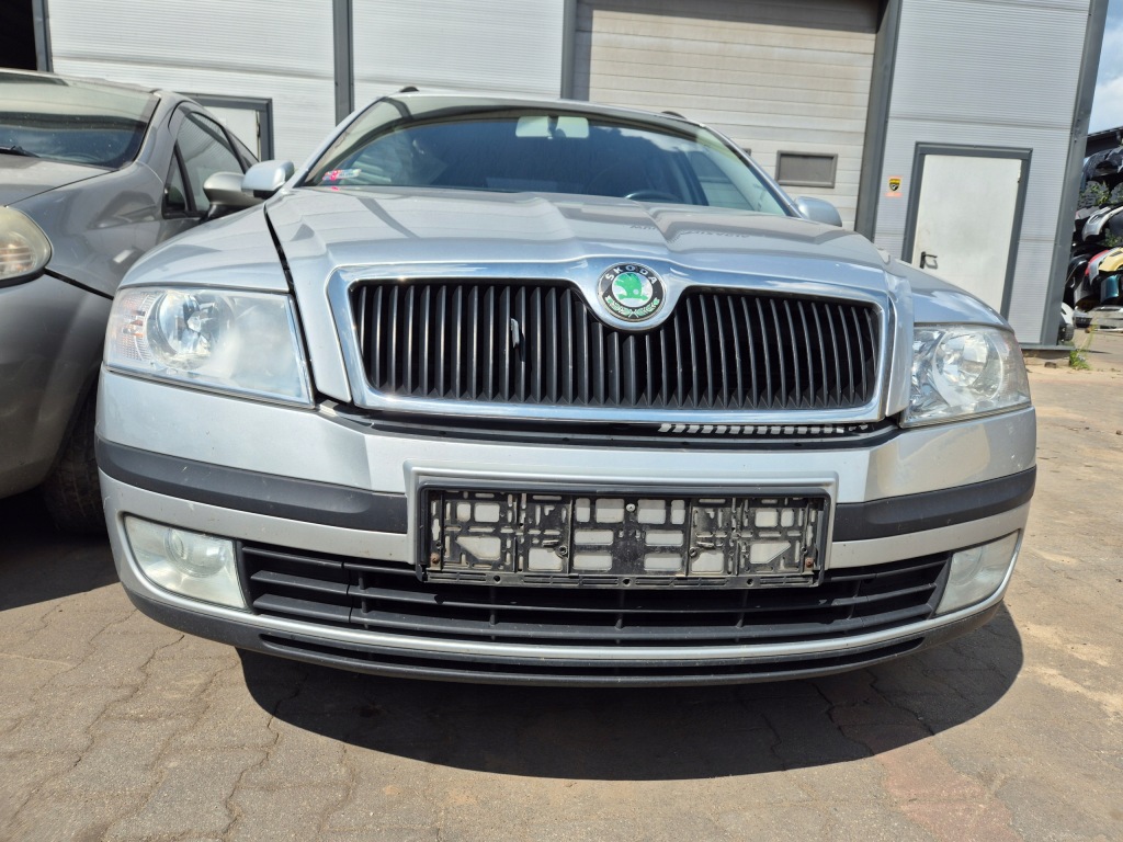 фото №1, Kompletny перед skoda octavia 2 la7w reflex silver