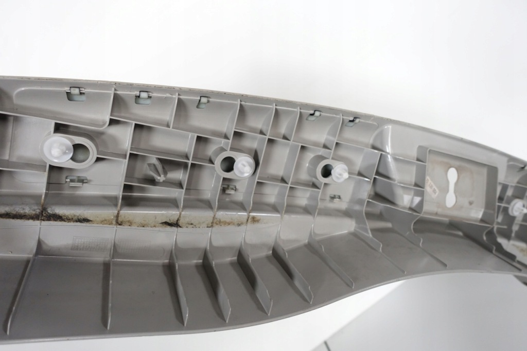 Mercedes w164 x164 gl накладка поперечина багажника молдинг задний  1646901087 Цена