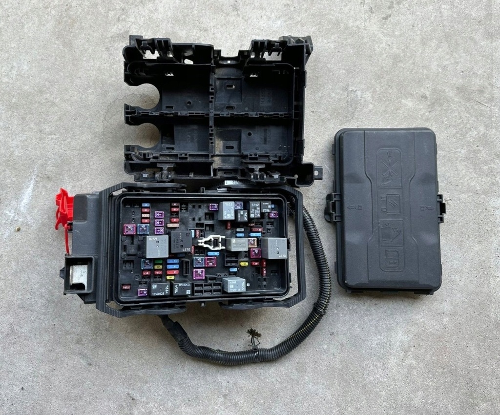 фото №1, Opel insignia b коробка предохранителей 39116629