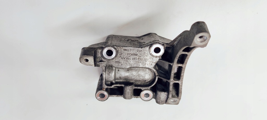 фото №1, Кронштейн кронштейн компрессора audi a6 c7 a7 059145169an