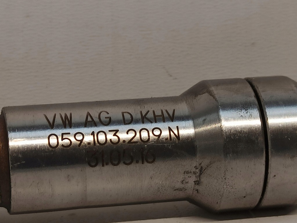 фото №3, Audi a6 c7 шланг труба вентиляционная 059103209n