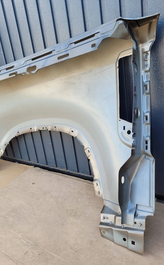 фото №11, Крыло правый перед передний land rover defender fv