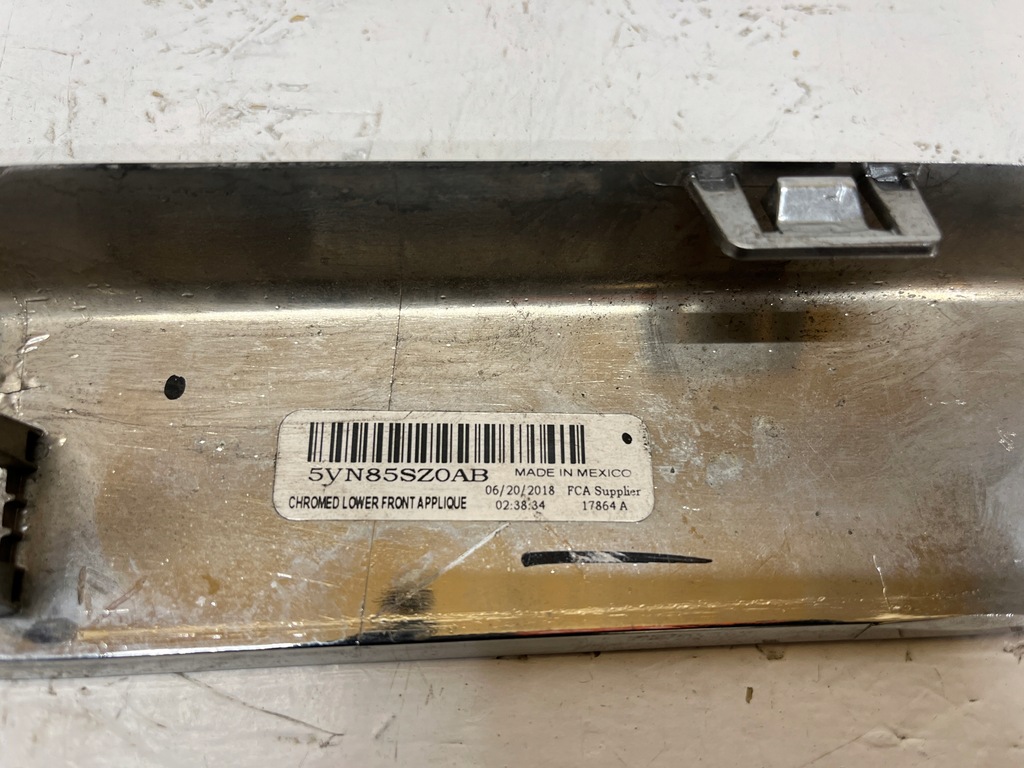 фото №12, Jeep compass ii молдинг бампер перед 5vn85trmaa wys 24h