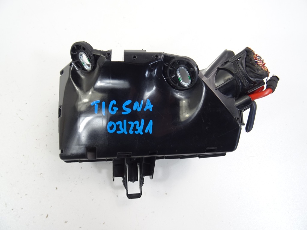 фото №12, Vw tiguan 5na коробка предохранителей 5q0907361