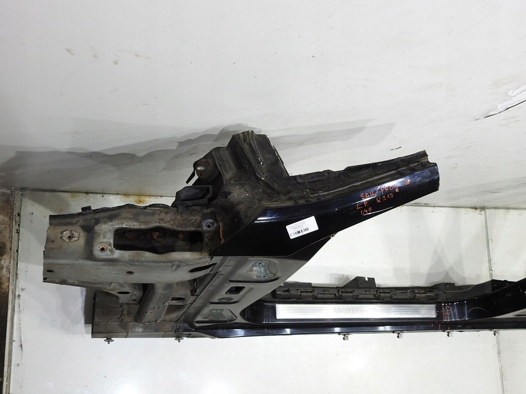 фото №4, Порог блок двигателя левый перед 040 mercedes w212