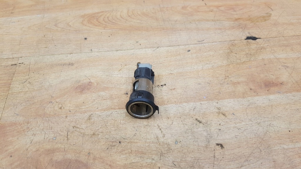 фото №1, Разъём прикуривателя fiat stilo