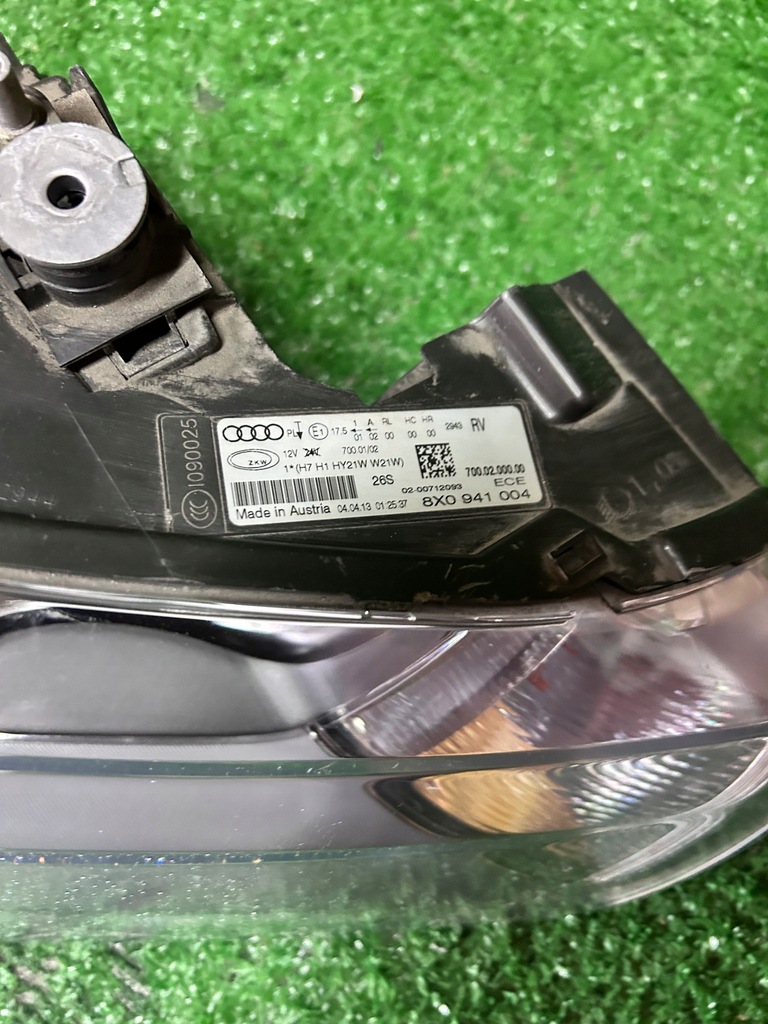 фото №5, Фара правий audi a1 8x0