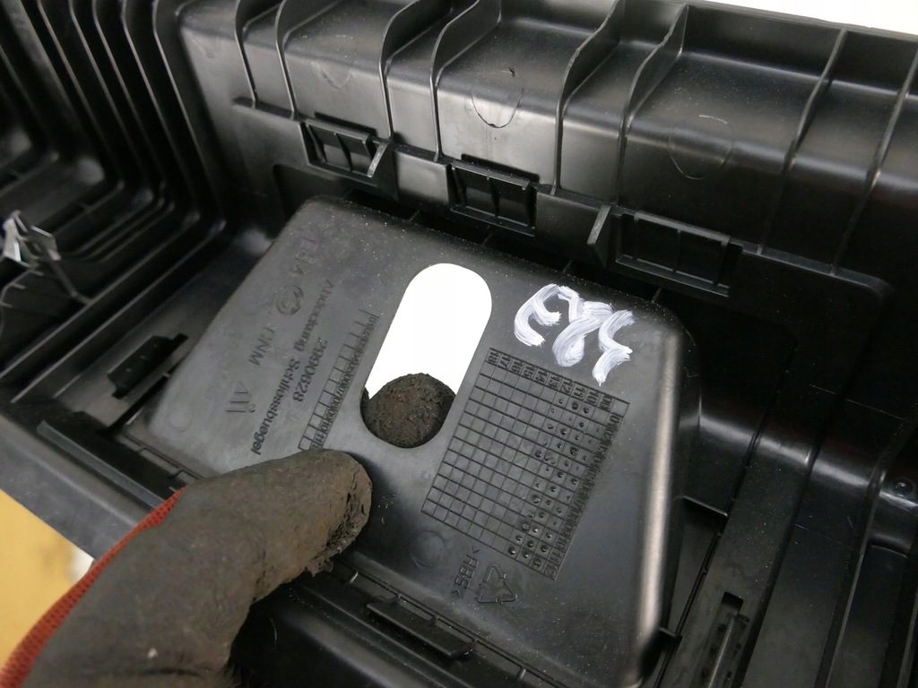 фото №9, Bmw x1 e84 lift защита поперечина порог замка багажника