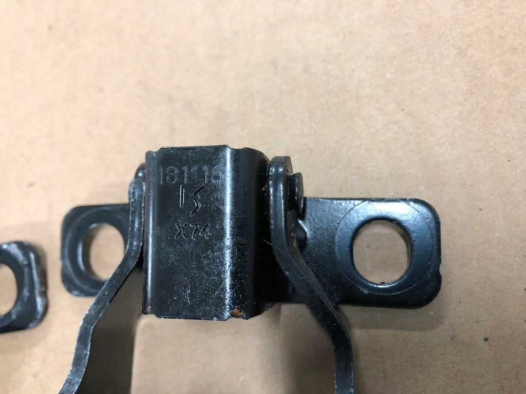 фото №4, Citroen ds7 петля крышки левый правый