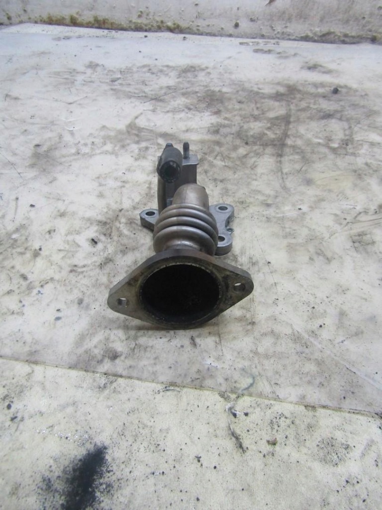 фото №3, Труба трубка egr 2.2 d mazda 3 bm bn